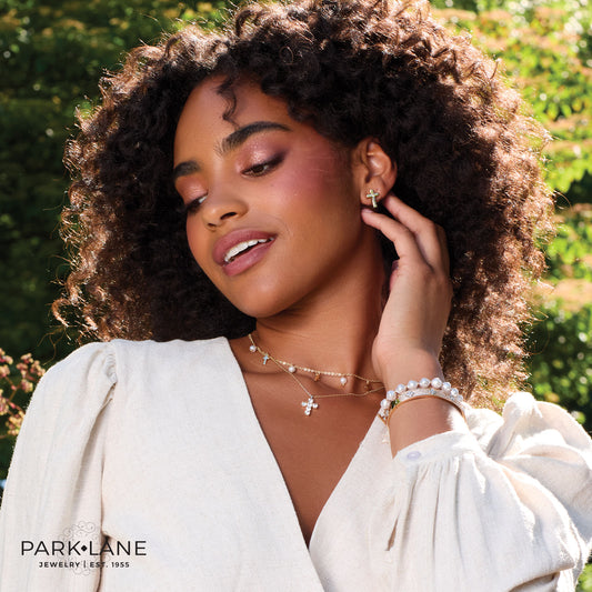 Aretes Faith